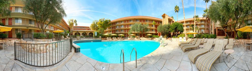 Motel 6 Phoenix, Az - Sky Harbor Exterior photo